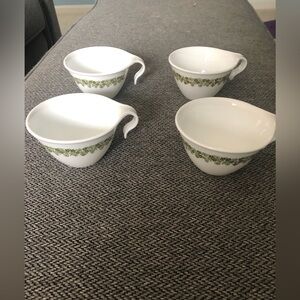 Vintage 1970’s Corelle Spring Blossom Hook Handle Cups (4)